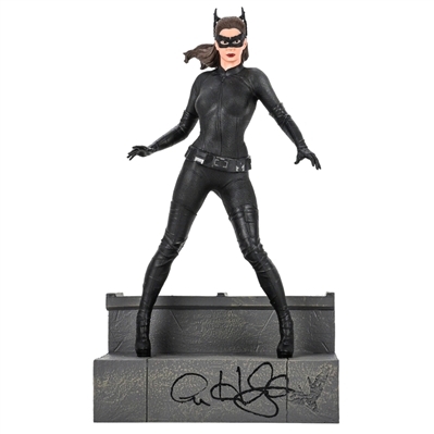 Anne Hathaway Autographed Diamond Select Batman The Dark Knight Rises Catwoman 9" Statue 