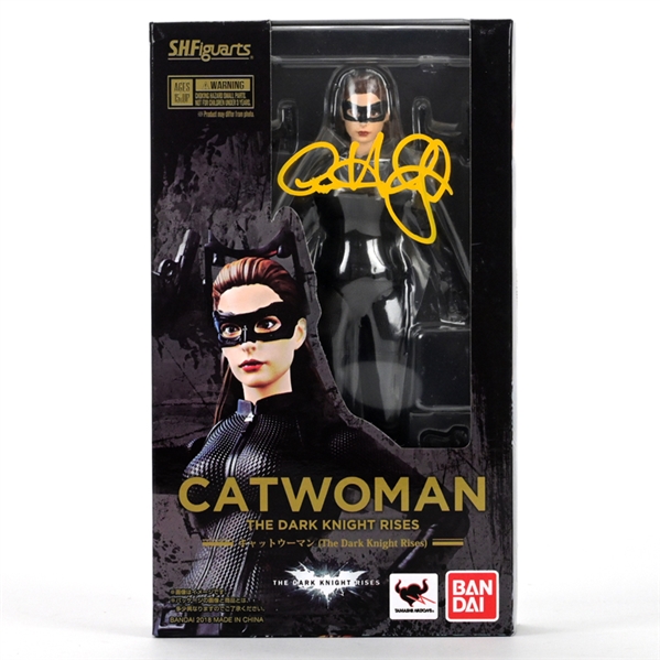 Anne Hathaway Autographed Ban Dai The Dark Knight Rises Catwoman Figure * Very Rare!