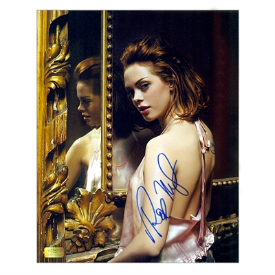 Rose McGowan Autographed Beautiful Reflection 8x10  