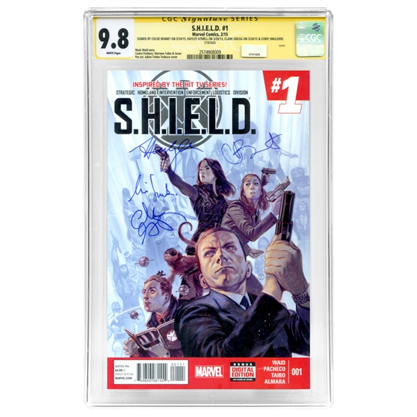  Clark Gregg, Cobie Smulders, Chloe Bennet and Hayley Atwell Autographed SHIELD #1 CGC 9.8 Signature Series
