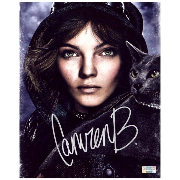 Camren Bicondova Autographed Gotham Selina Kyle Catwoman 8x10 Portrait Photo