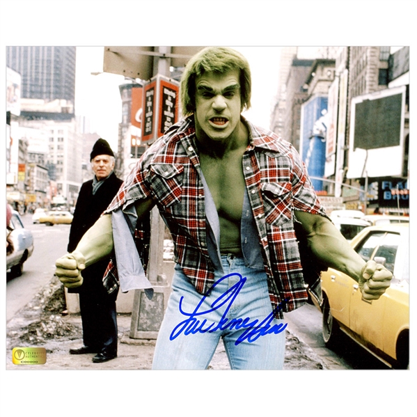 Lou Ferrigno Autographed The Incredible Hulk Times Square 8x10 Photo
