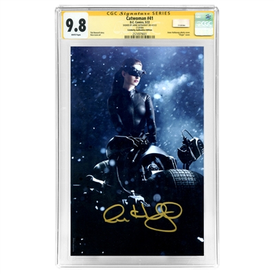 Anne Hathaway Autographed 2022 Catwoman #41 CA Exclusive Photo Cover Variant CGC SS 9.8