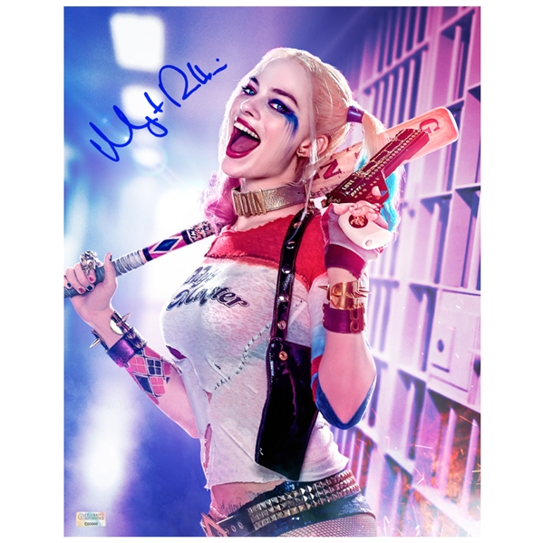  Margot Robbie Autographed Suicide Squad Harley Quinn 11×14 Photo