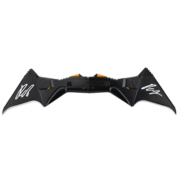   Robert Pattinson Autographed Paragon The Batman The Glyph Batarang Limited Edition Prop Replica