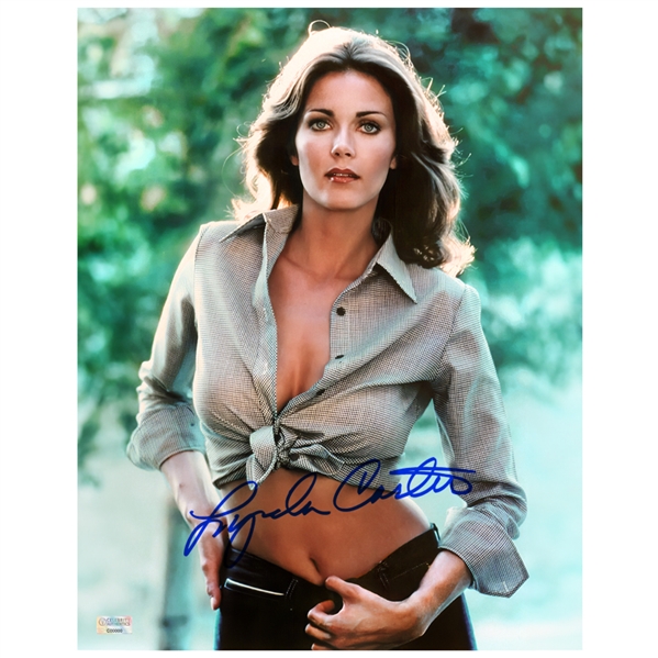 Lynda Carter Autographed 1976 Bobbie Joe 11x14 Photo