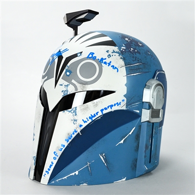  Katee Sackhoff Autographed Star Wars The Mandalorian The Black Series Bo Katan Kryze Premium Electronic Helmet