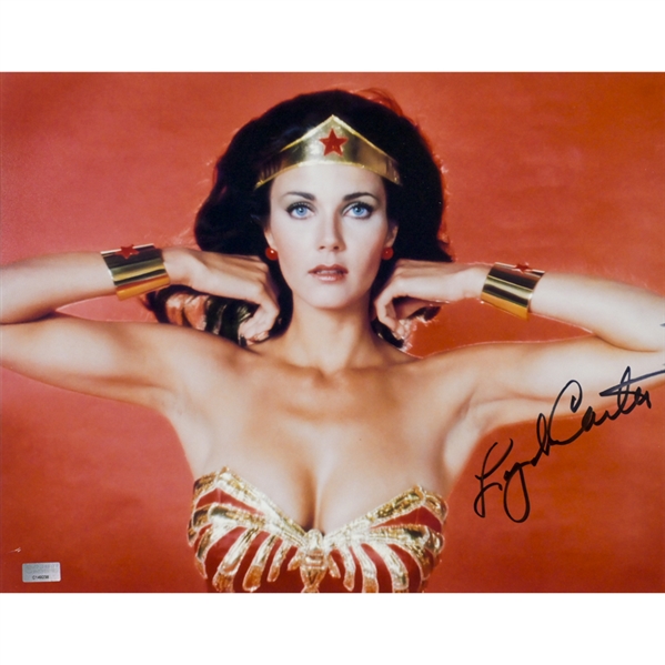 Lynda Carter Autographed 1976 Wonder Woman 11x14 Studio Photo