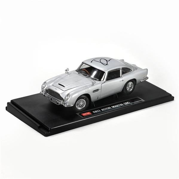 Daniel Craig Autographed James Bond Aston Martin DB5 1:18 Scale Die-Cast Car