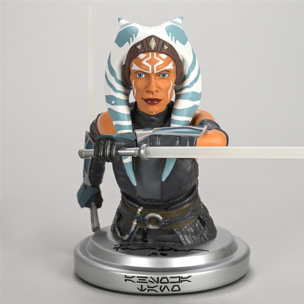 Rosario Dawson Autographed Disney Theme Park Star Wars The Mandalorian Ahsoka Tano Bust