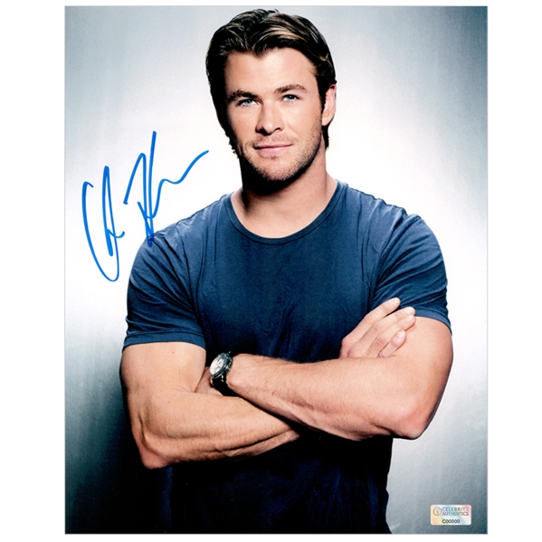 Chris Hemsworth Autographed 8×10 Studio Photo