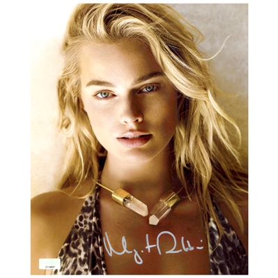 Margot Robbie Autographed 8x10 Portrait Photo