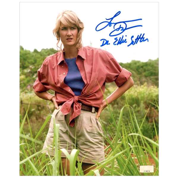 Laura Dern Autographed 1993 Jurassic Park Dr Ellie Sattler 8x10 Photo