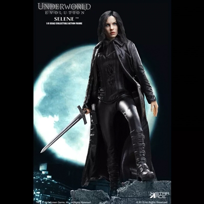 Kate Beckinsale Autographed Star Ace Toys Underworld Evolution 1/16 Scale Selene Collectible Action Figure