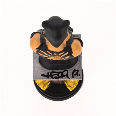 Halle Berry Autographed 2004 Catwoman Limited Edition Movie Mini-Bust