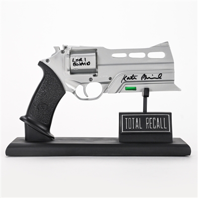 Kate Beckinsale Autographed HCG Total Recall 1:1 Scale Blaster with Lori Quaid Inscription