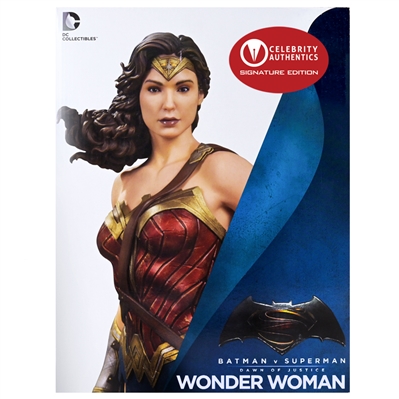 Gal Gadot Autographed DC Collectibles Batman v Superman: Dawn of Justice Wonder Woman 13 Statue