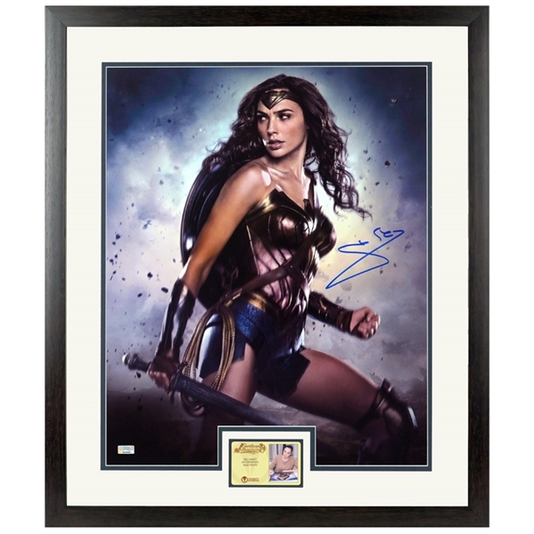 Gal Gadot Autographed 2016 Batman vs Superman Dawn of Justice 16x20 Photo