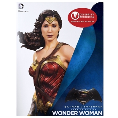 Gal Gadot Autographed DC Direct Batman vs Superman Dawn Of Justice Wonder Woman 12 Statue